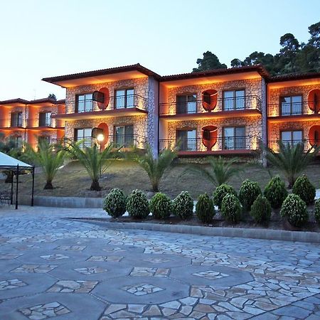 Ta 2 Pefka - Petros Italos Neos Marmaras Extérieur photo